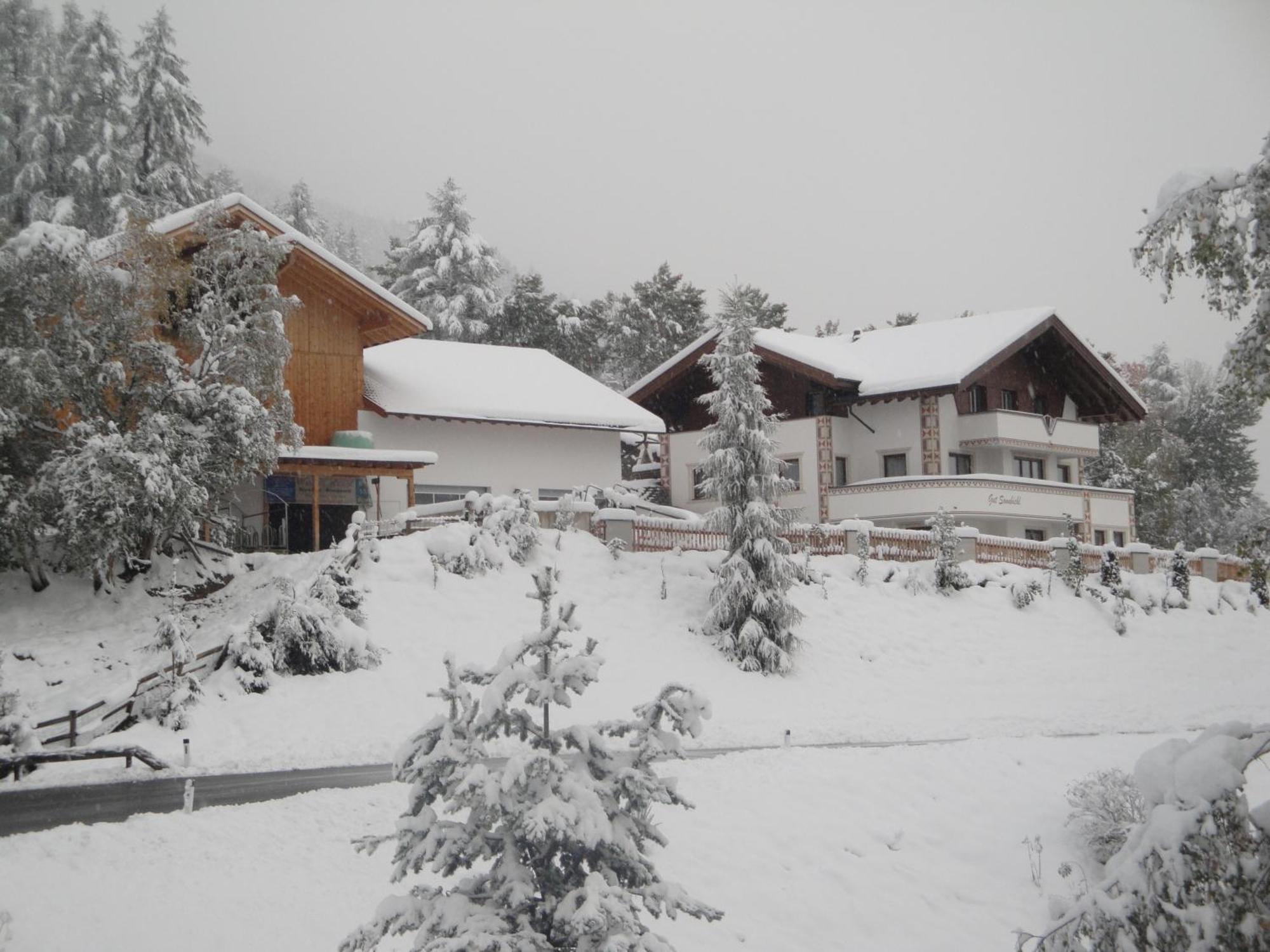 Hotel Gut Sonnbichl Ladis Esterno foto